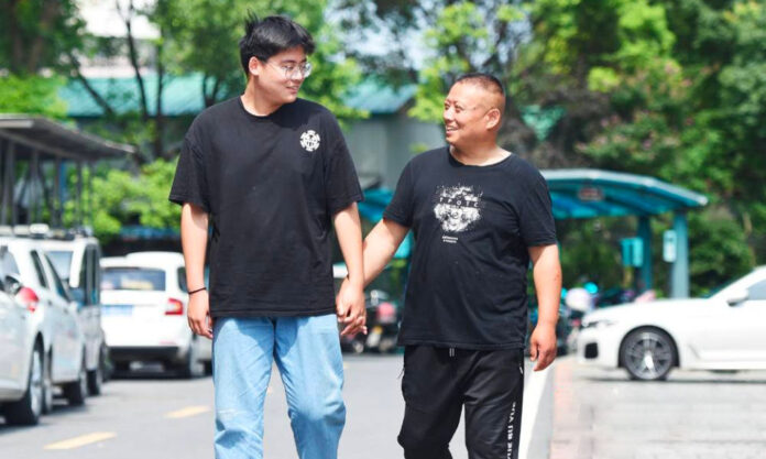 The Nanjinger - Huai’an Boy Donates Bone Marrow TWICE to Save Father with Leukemia