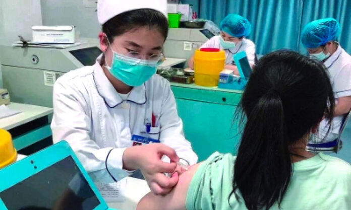 The Nanjinger - Demand for Winter Flu Jabs in Nanjing Peaks 1 Month Early