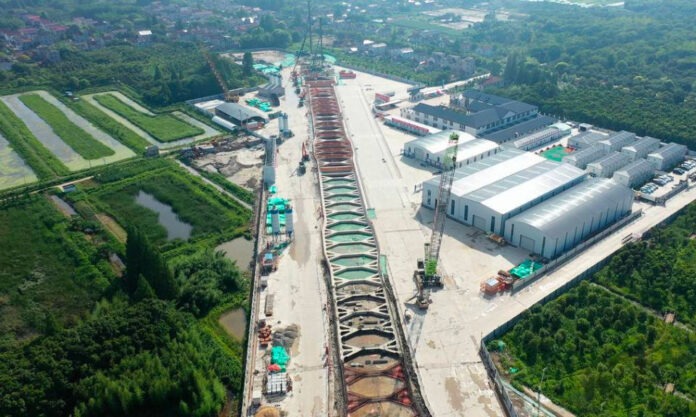 The Nanjinger - Longest, Widest, Fastest in the World; Shanghai-Taicang Rail Tunnel!