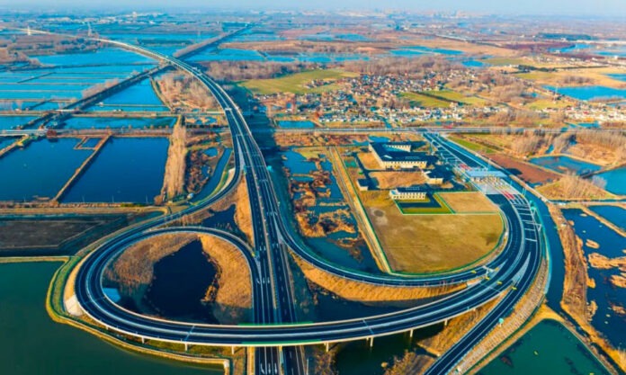 The Nanjinger - New 72KM Long Expressway Opens in Yancheng Interconnecting Hinterland