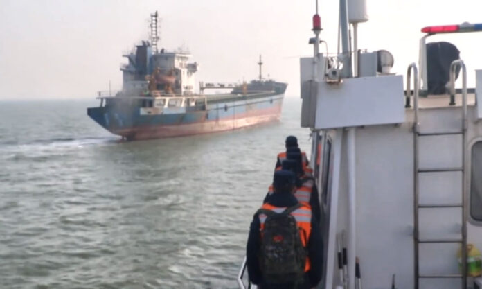 The Nanjinger - Smuggled Tobacco in Dramatic Seizure aboard Drug Bulk Carrier off Lianyungang