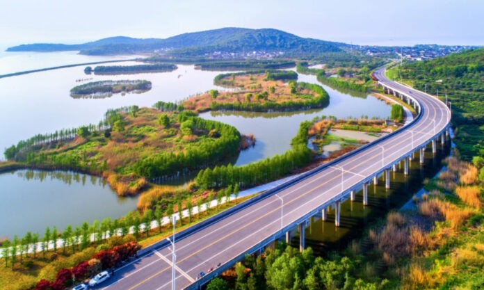 The Nanjinger - Lake Tai Ring Road Listed as Outstanding Transportation Industry Case in YRD