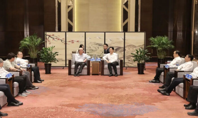 The Nanjinger - Nobel Prize Winner Meets with Changzhou Party Secretary in Name of Frontier Science