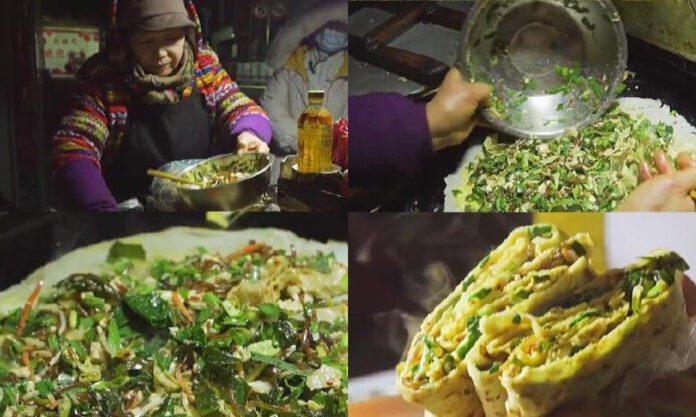 The Nanjinger - Old Lady begins 20th Year Selling Roadside Xuzhou Snack; only Available at 22-00