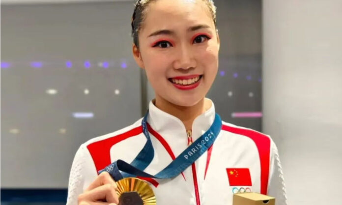 The Nanjinger - Nanjing Girl & Teammates Take Olympic Gold for China in Artistic Swimming