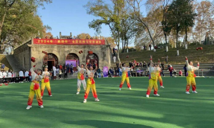 The Nanjinger - School in Taizhou Triumphant in National Stone Lock Folk Invitational Tournament