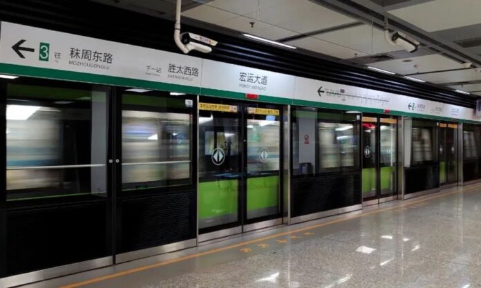 The Nanjinger - More Time for Dragon Boat Partying with Nanjing Metro’s Extended Operating Hours