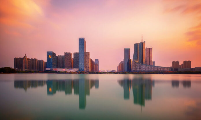 The Nanjinger - Hefei; from Bao Zheng and Battlefields to Chips and Quantum Dreams