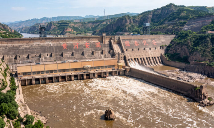 The Nanjinger - Sanmenxia; A Dam, a River & the Things Silt Remembers