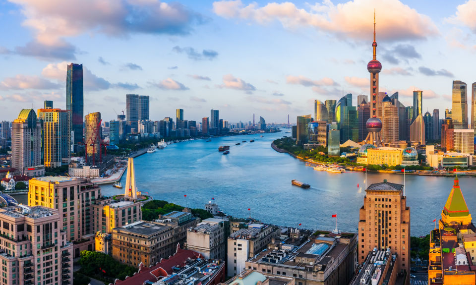 The Nanjinger - Shanghai; Venice of the East or Whore of the Orient?