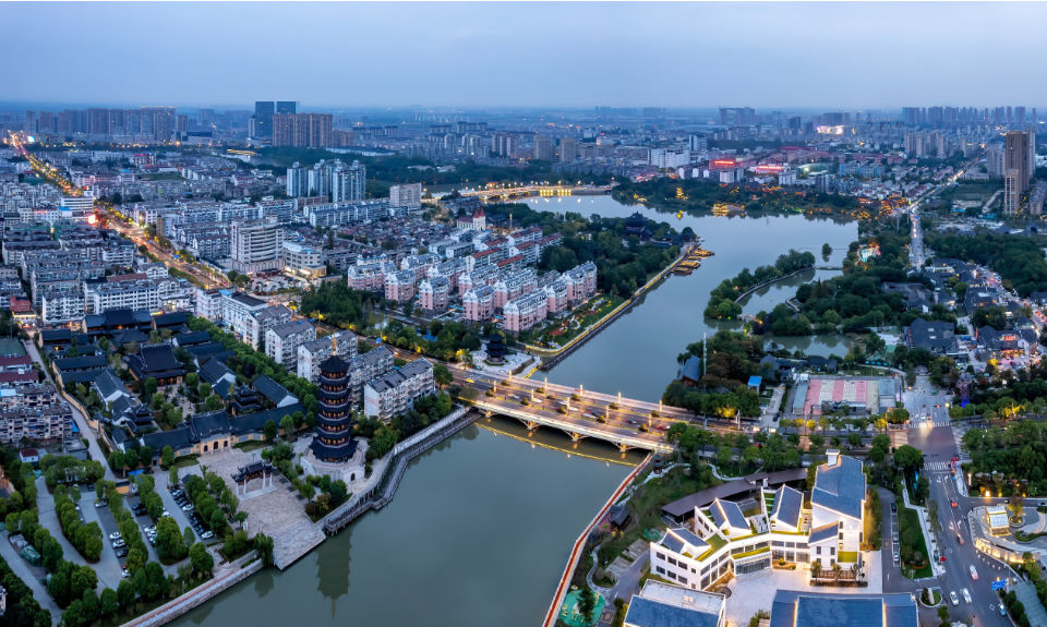 The Nanjinger - Taizhou; Private Economy, Mountain Seas and A City Built To Move