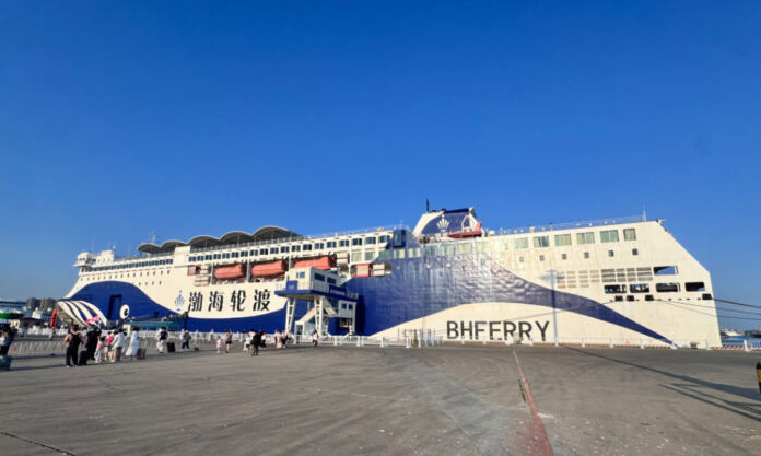 The Nanjinger - Cruising Yantai-Dalian; Sea Views and Seagull BBQ Included