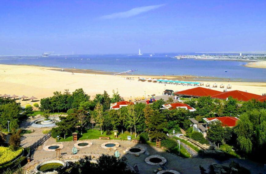 The Nanjinger - Yingkou- A Port City With a Long View of the Sea