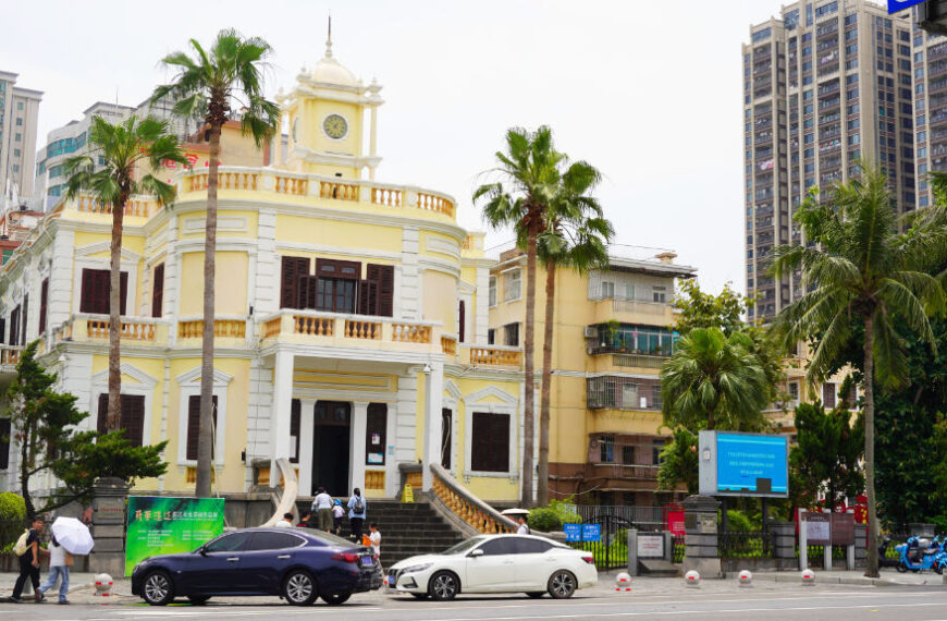 The Nanjinger - Zhanjiang; the City France Leased for 99 Years but Left after 47