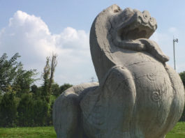 The Nanjinger - Mythical Beasts that Simply Scream Nanjing