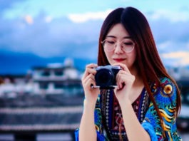 The Nanjinger - Depressed Nanjing Student 信小呆 Wins ¥100 Million, Makes Comeback