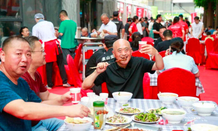 The Nanjinger - Sheep Festival in Xuzhou Sells 32 Million Kilograms of Lamb
