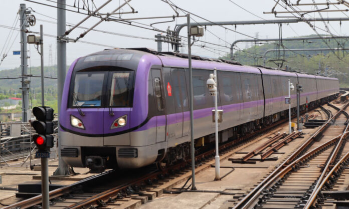 The Nanjinger - 3.197 Million People Take Nanjing Metro on National Day 2023