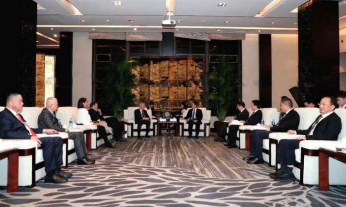 The Nanjinger - Spanish Ambassador to China Meets with Suzhou Mayor