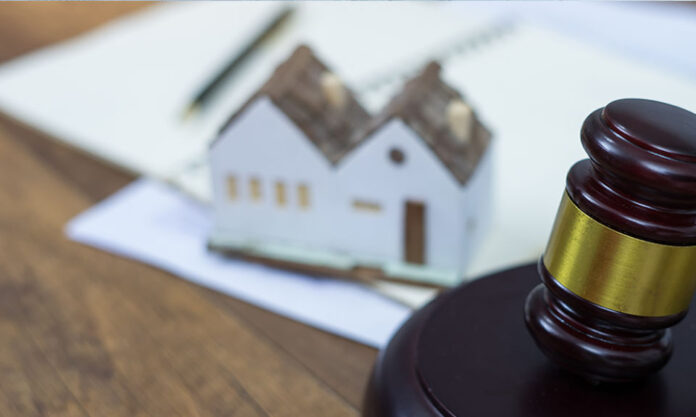 The Nanjinger - Nantong Woman Leaves Inheritance to Father; Sued by Husband and Daughter
