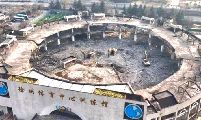 The Nanjinger - Farewell to Xuzhou Sports Centre; the Largest in China in 1995