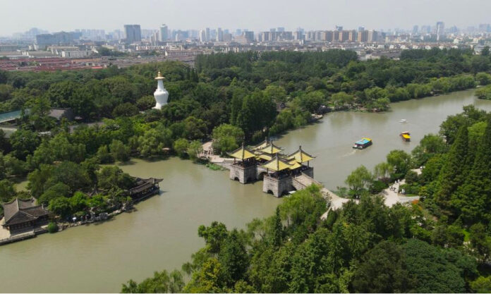 The Nanjinger - Yangzhou Surpasses ¥100 Million Tourists in 2023; Behind only Nanjing & Suzhou