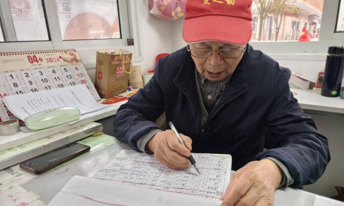 The Nanjinger - Suzhou’s 84 Year Old Matchmaker goes Viral; 200 Couples, 1 Day Sees 6 Married