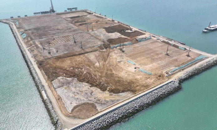 The Nanjinger - Massive Artificial Island for LNG Project in Lianyungang Now Complete