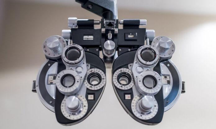 The Nanjinger - Turn off the Screen! Myopia Rate in Jiangsu Falls for 4th Consecutive Year