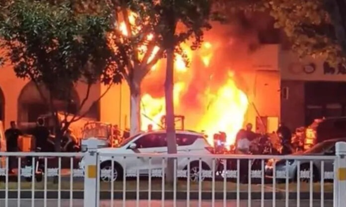 The Nanjinger - Fire in E-bike Shop in Suqian Claims Unknown Number of Victims