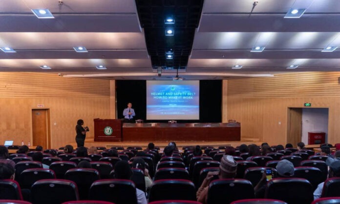 The Nanjinger - Police Give Traffic Safety Lecture in Fluent English to Foreign Students in Zhenjiang