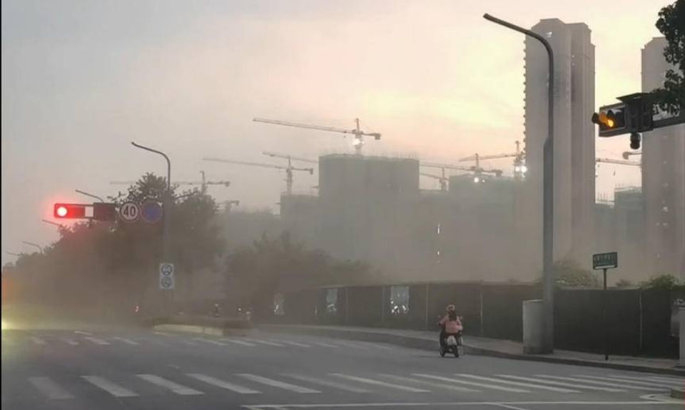 The Nanjinger - Residents Can’t Breathe on Island in Nanjing Famed for Beautiful Ecology