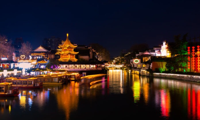 The Nanjinger - With 273,200 Inbound Overnight Tourists Jan-Jul, Nanjing Pushes Foreign Card Acceptance