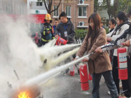 The Nanjinger - Students in Huai’an Drilled on How to Tackle Terrorists & Rioters