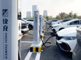 The Nanjinger - Yangzhou Opens City’s Largest Public NEV Fast Charging Station