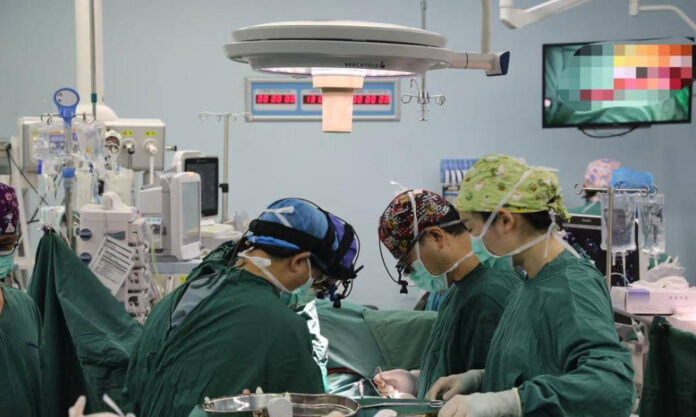 The Nanjinger - 1st Case of Artificial Heart Implant in Jiangsu in a Child Takes Place in Suzhou
