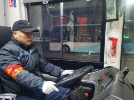 The Nanjinger - Nanjinger Celebrates New Year by Driving an Overnight Bus, as He has for 7 Years