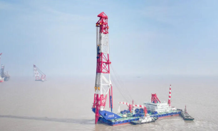 The Nanjinger - World’s Largest Floating Pile Driver Sets Sail from Nantong