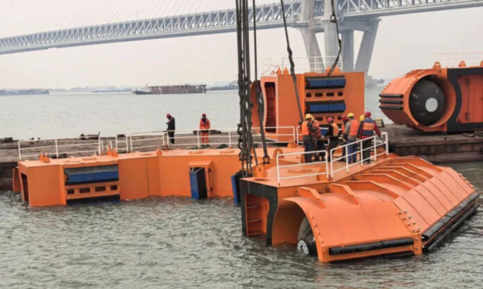 The Nanjinger - Anti Collision Rings’ Installation brings Changzhou-Taizhou in 20 Minutes 1 Step Nearer
