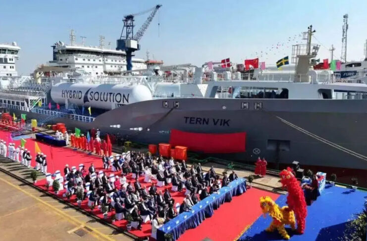 The Nanjinger - Sweden-China Cooperation Names 2 Methanol Dual Fuel Powered Ships in Yangzhou