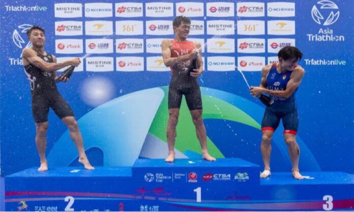 The Nanjinger - China Takes Men & Women’s Titles in Asian Triathlon Held in Taizhou v