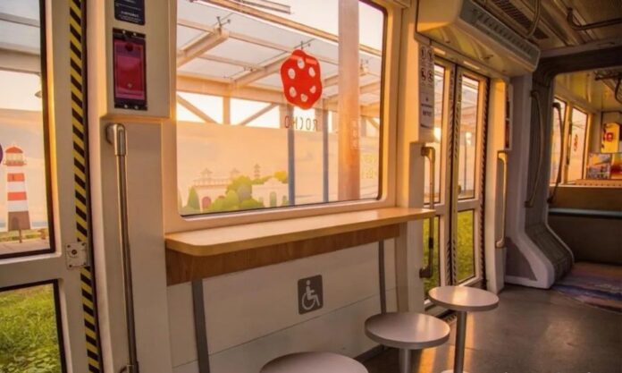 The Nanjinger- China’s 1st Coffee Train Debuts in Nanjing; Book a Cup + Free Ride on Meituan!