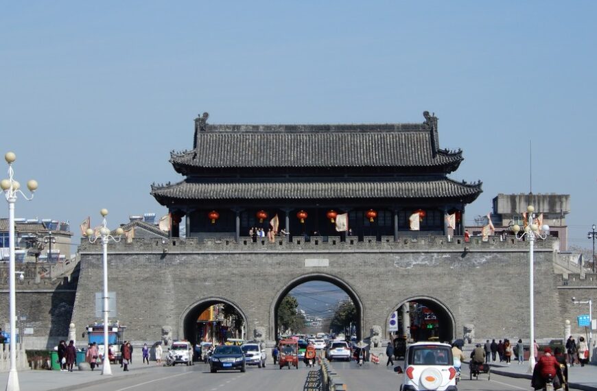 The Nanjinger - Huainan; Where Coal Dust, Tofu and Chu Kings Rewrite a City