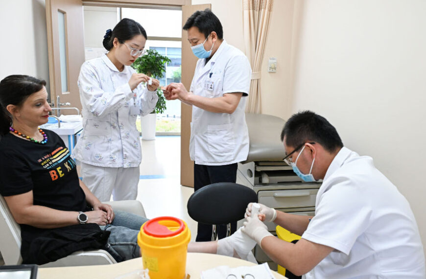 The Nanjinger - China’s Medical Holiday Is Turning into the Cheaper Option for the West