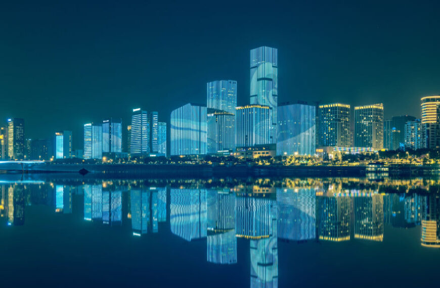 The Nanjinger - Fuzhou; Banyans, Broths & the Blessed Prefecture