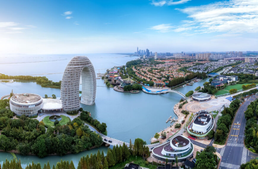 The Nanjinger - Huzhou; South Taihu, Old Money and The New Geography Of Growth