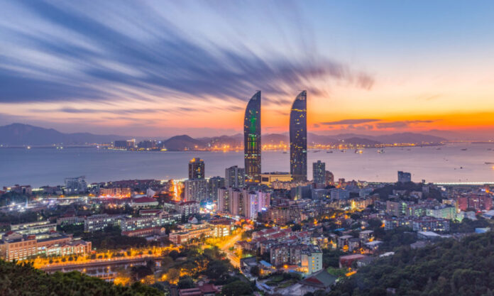 The Nanjinger - Xiamen; Ferry Rattles, Island Calm and Portside Confidence
