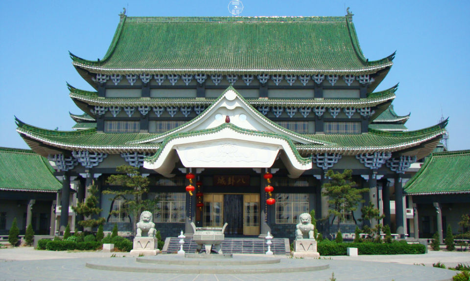 The Nanjinger - Hebi; River, Coal, Cherry Blossom, and the Odd Grace of a Northern Henan City
