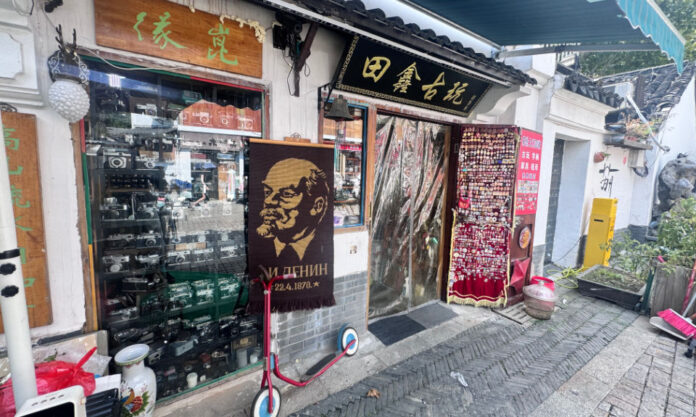 The Nanjinger - Russian Arrivals Rise as China’s Old Expat Map Thins Out