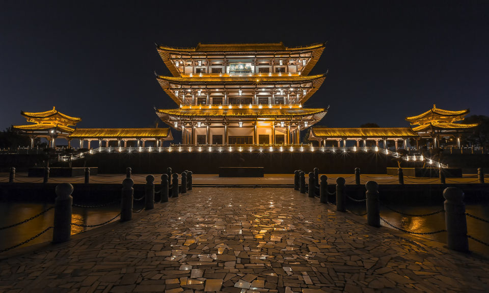 Changde; The City that Built a Tourist Attraction out of a Place that Cannot Be Found